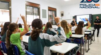 La Policía alerta en las aulas sobre los falsos desnudos con Inteligencia Artificial: “Aunque no sea real, puede ser delito”
