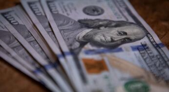 Dólar hoy y dólar blue hoy, EN VIVO: a cuánto cotiza y cuál es su precio este viernes 4 de octubre, minuto a minuto