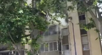Grave incendio en un edificio de Flores: hay 2 muertos y 23 personas asistidas