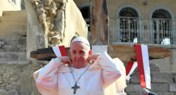 El papa Francisco reveló que escapó de dos intentos de atentado: “Una kamikaze cargada de explosivos se iba a inmolar”