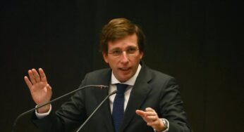 Almeida tilda de “honor” que el PSOE le denuncie: “Diré que no me retracto de absolutamente nada”