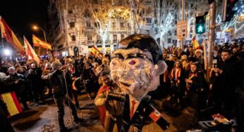 La Audiencia de Madrid revisará el archivo de la causa sobre el muñeco de Sánchez apaleado en Ferraz en Nochevieja