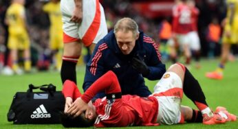 Alarma en la Selección Argentina: Lisandro Martínez sufrió una lesión en la pierna izquierda y se fue llorando en el Manchester United