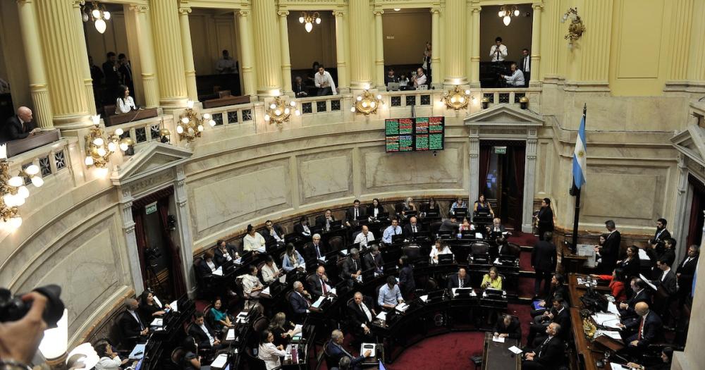 Senado: el oficialismo busca sesionar el jueves 24 por embajadores y define si incorpora Ficha Limpia