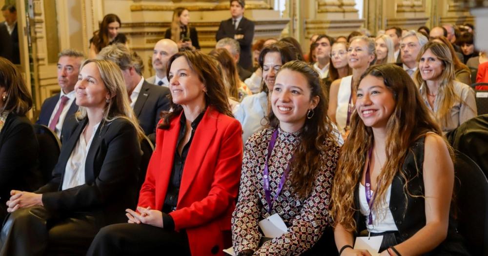 Lanzan un plan integral para combatir la violencia contra niños y jóvenes en la Ciudad